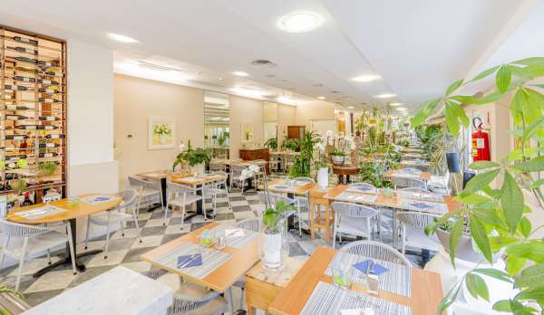 Breakfast Room