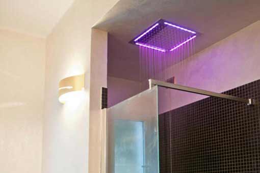Junior Suite with Chromotherapy and Hydromassage Waterfall